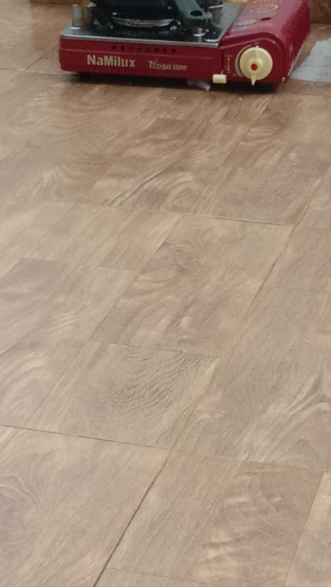 bếp sử dụng rất tốt, vỏ cứng cáp chắc chắn. sử dụng tốt chất lượng cao. ảnh đi chỗ khác chơi Tết trong siêu thị bếp sử dụng rất tốt, vỏ cứng cáp chắc chắn. sử dụng tốt chất lượng cao. ảnh đi chỗ khác chơi Tết trong siêu thị