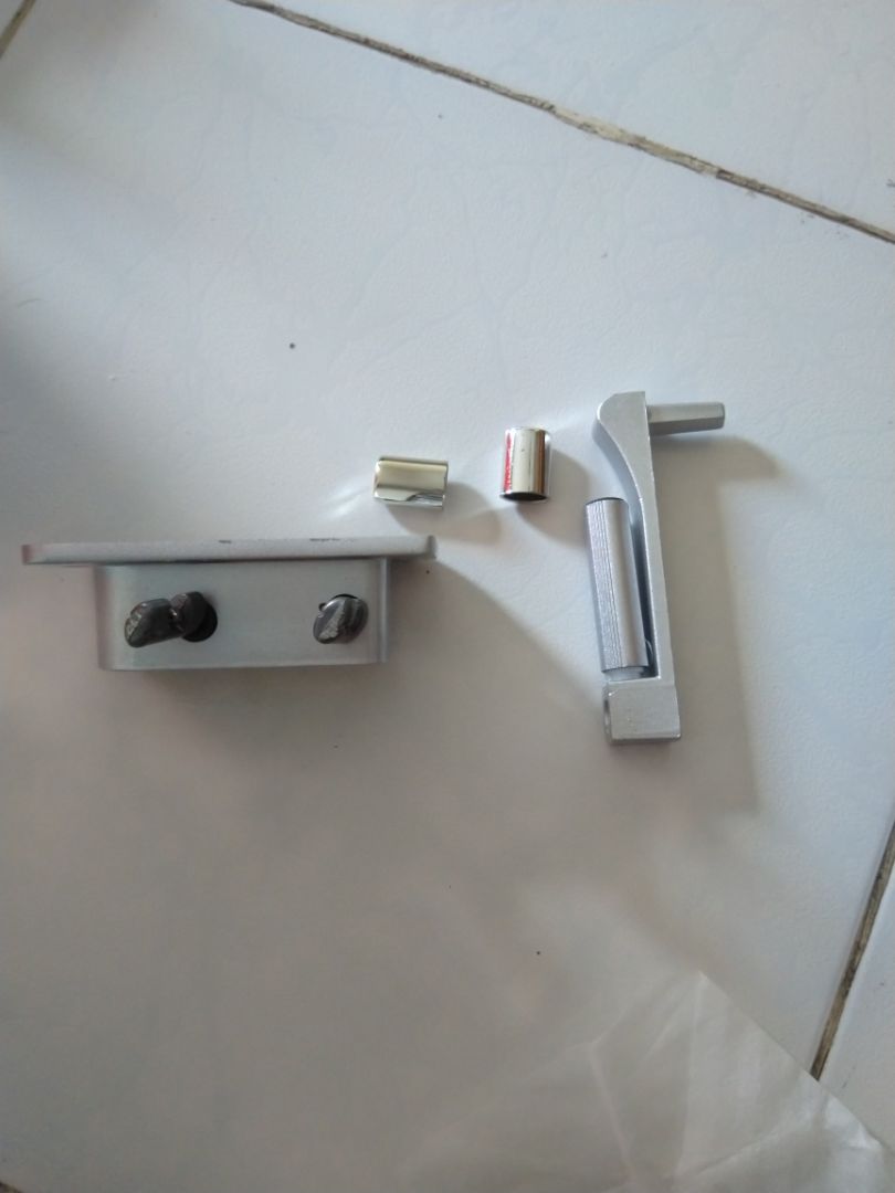 Bóc tem, chưa sử dụng. Nhìn sản phẩm chắc chắn.