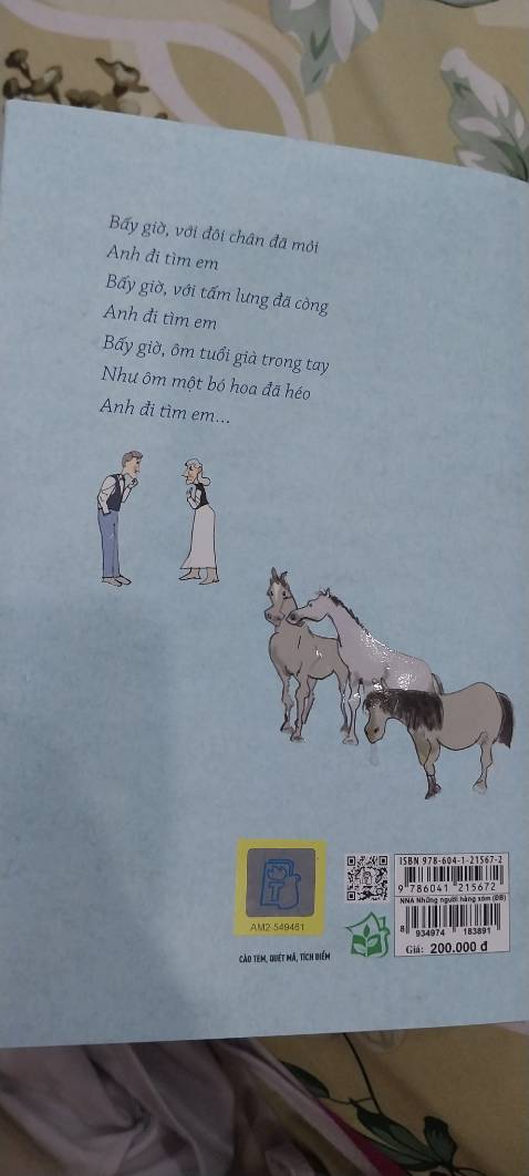 Mình ko ngờ lại giao nhanh đến vậy đặt từ tối thì sáng hôm sau đã nhận được :333, mùi sách thơm lém