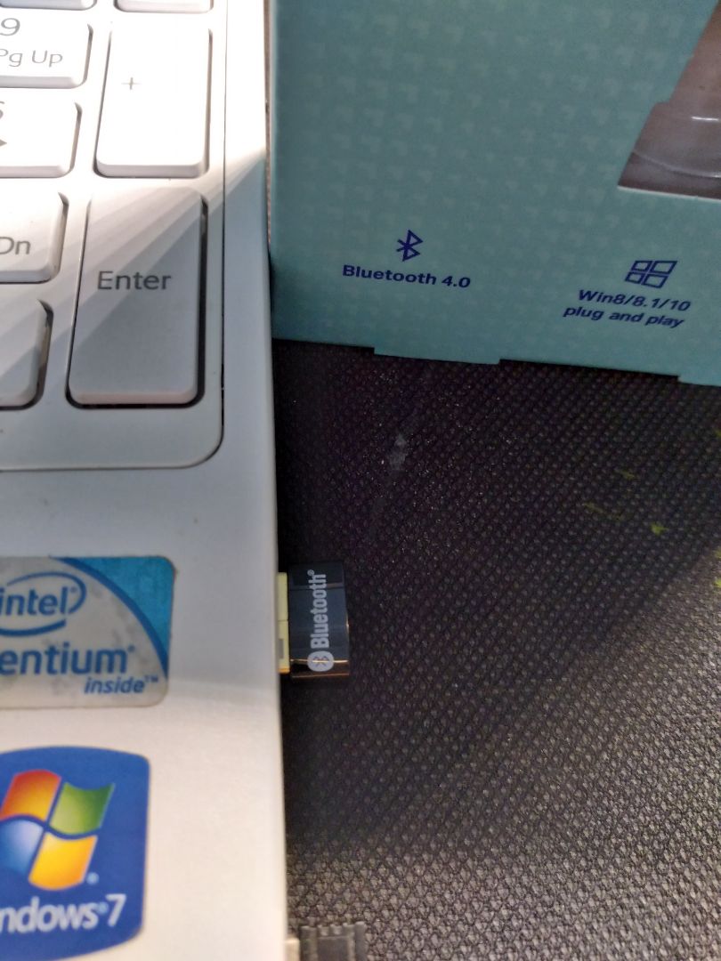 Sản phẩm chính hãng, thiết kế nhỏ gọn và đẹp.
Cài đặt và kết nối dễ dàng. Máy tính mình dùng Windows 7, phát Bluetooth cho loa tín hiệu rất ổn định và kết nối nhanh.
Rất đáng tiền.
