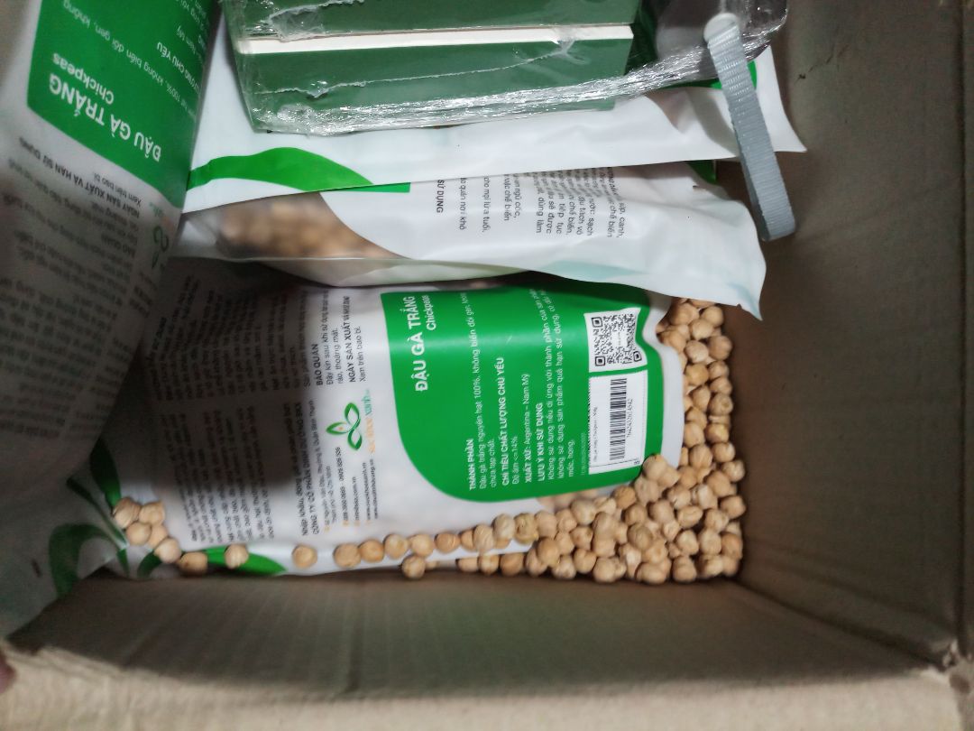 ăn ngon nhưng bao bì dở quá, vận chuyển thôi mà bọc đã bị hở miệng. mua 5 bich mà bị hở miệng và đỗ hết 2 bịch ăn ngon nhưng bao bì dở quá, vận chuyển thôi mà bọc đã bị hở miệng. mua 5 bich mà bị hở miệng và đỗ hết 2 bịch