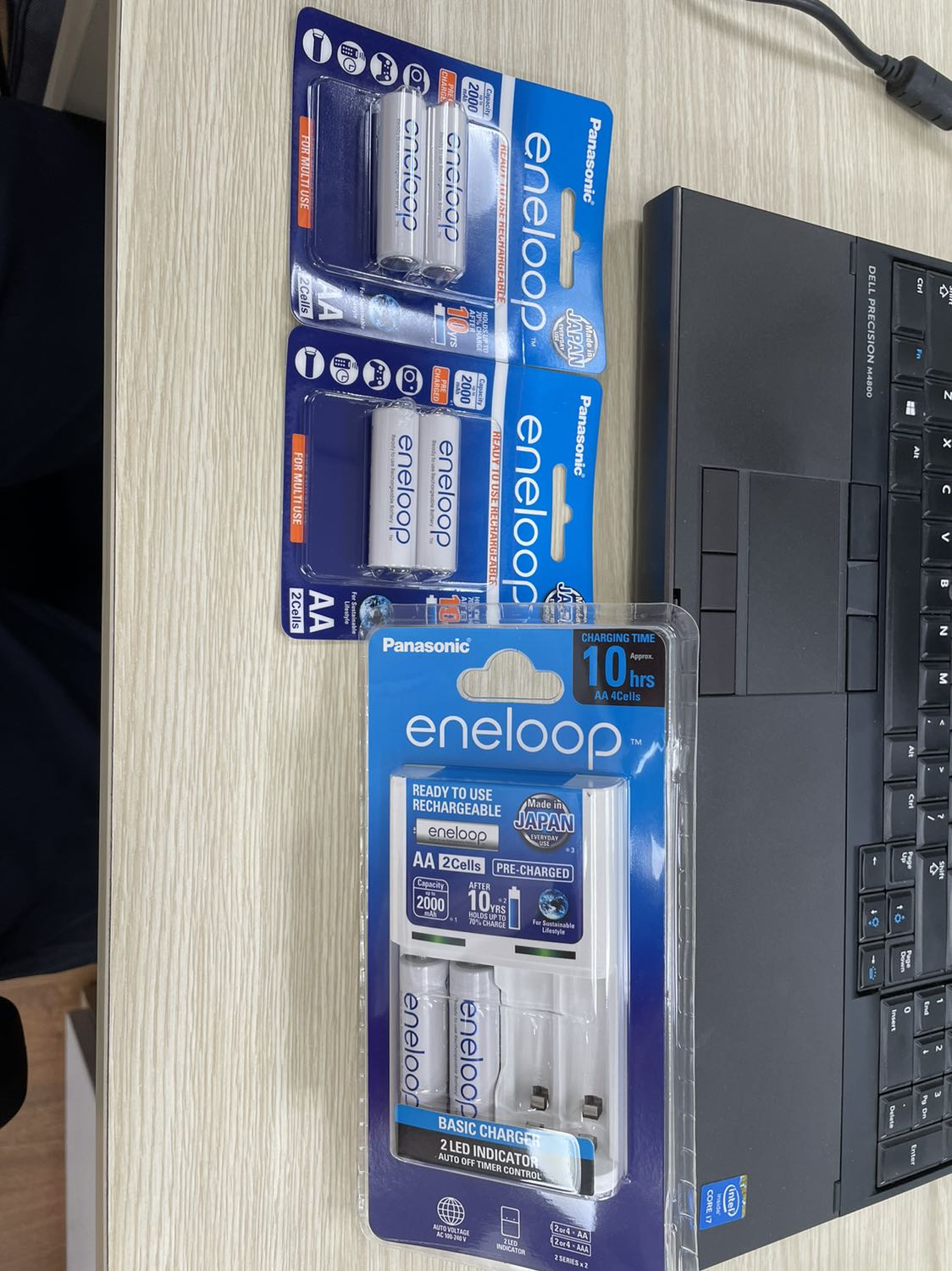 Hàng chính hãng chất lượng. Nhưng điện áp có 1.2V không dùng được cho khoá từ ở nhà 😞