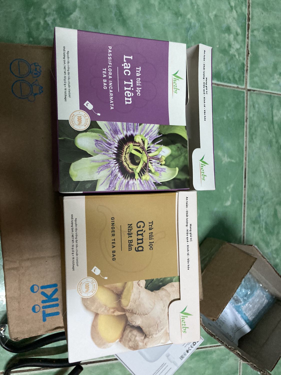 Giao hàng khá nhanh. Shop đóng gói rất đẹp và chắc chắn. Hy vọng dùng sản phẩm sẽ giúp cải thiện sức khoẻ.