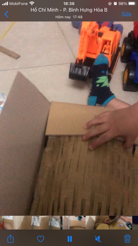 Sữa chính hãng, giao hàng rất nhanh. mình đặt lúc 10h mà 18h đã giao roi. Đóng gói cẩn thận.