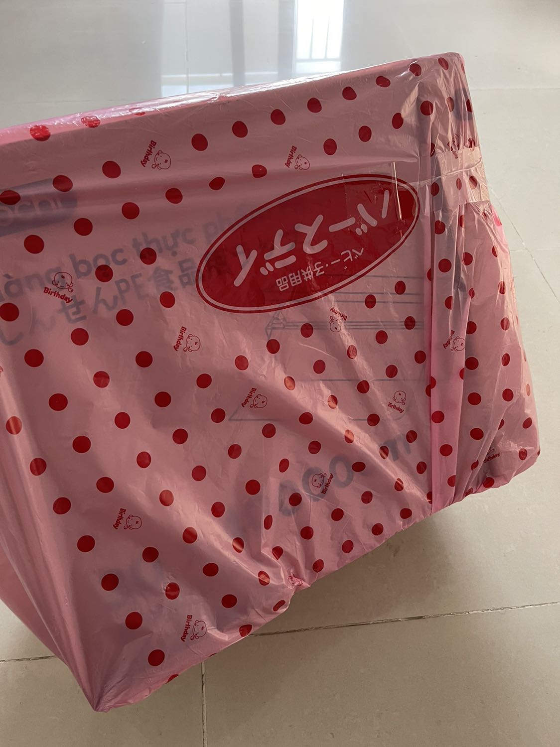 Đóng gói kỹ càng. Giao hàng nhanh. Chất lượng nhựa tốt. Sản phẩm thiết kế có hai cách mở, dùng chân đạp hoặc dùng tay ấn để mở nắp nhỏ cực kỳ tiện lợi. 5* cho sản phẩm.