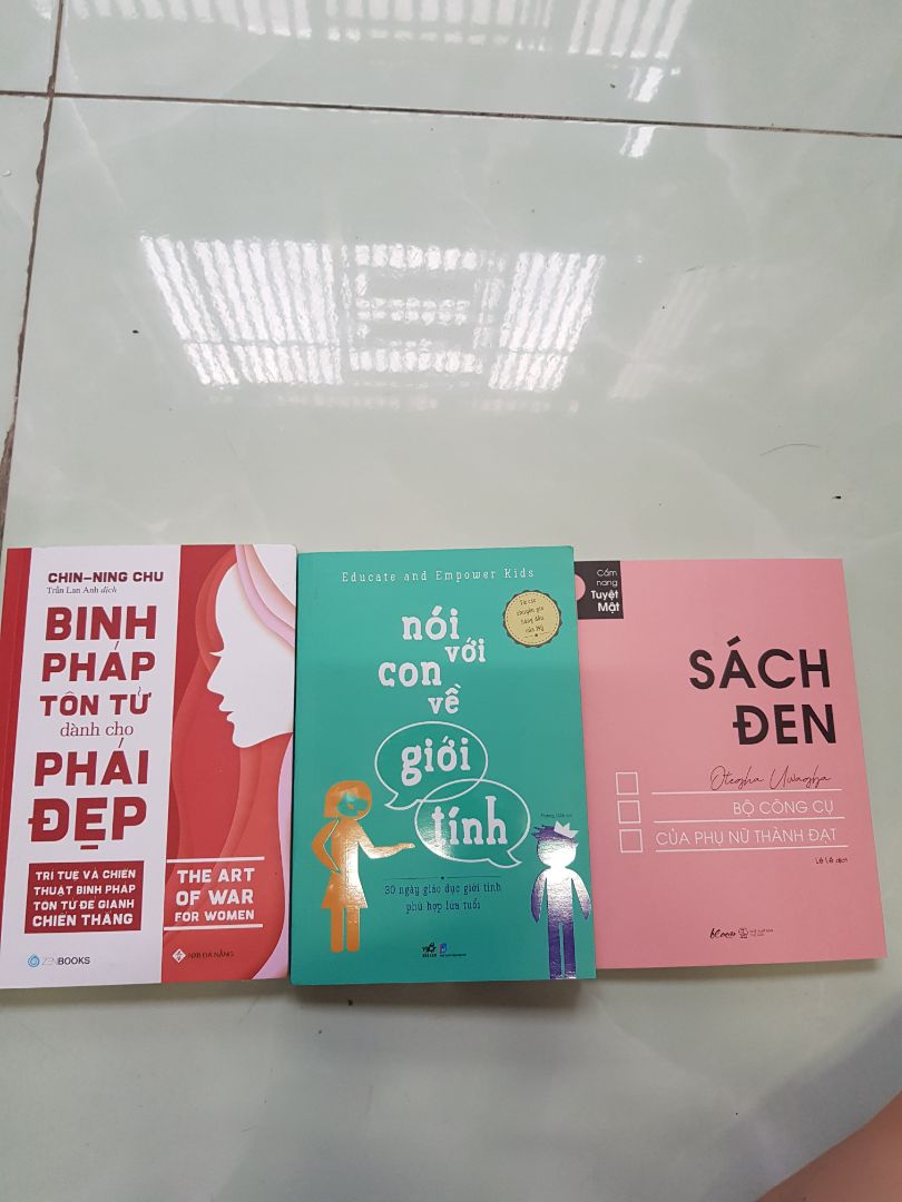 ok sách giao thẳng , mới.
Mình thấy mọi người review nhiều nên đang giảm giá mình mua về đọc luôn.