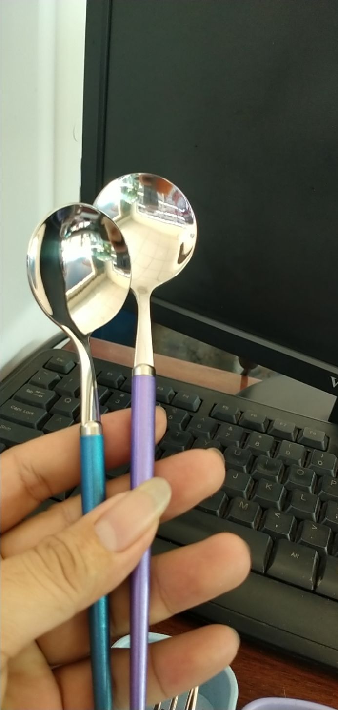 đây là sản phẩm xuất xứ trung quốc mà để là xuất xứ việt nam . mình cứ tưởng là hàng việt nam nên mua .Mọi thứ ban đầu nhìn ổn nhưng xuất xứ thì ko ổn.