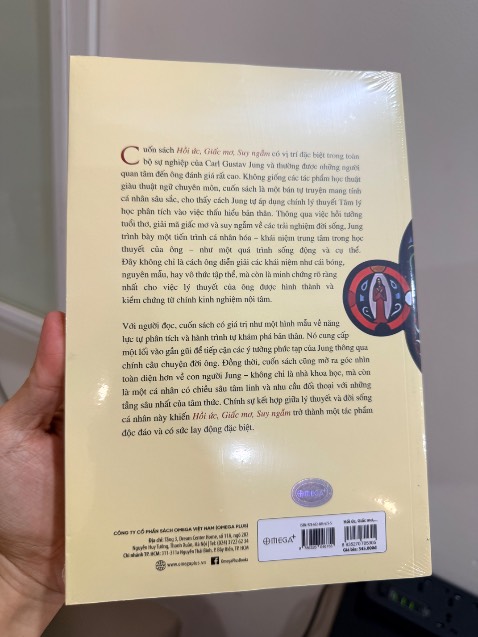 Sách mới, bọc nilon cẩn thận, nội dung rất hay mà sâu sắc, cần suy ngẫm lâu.