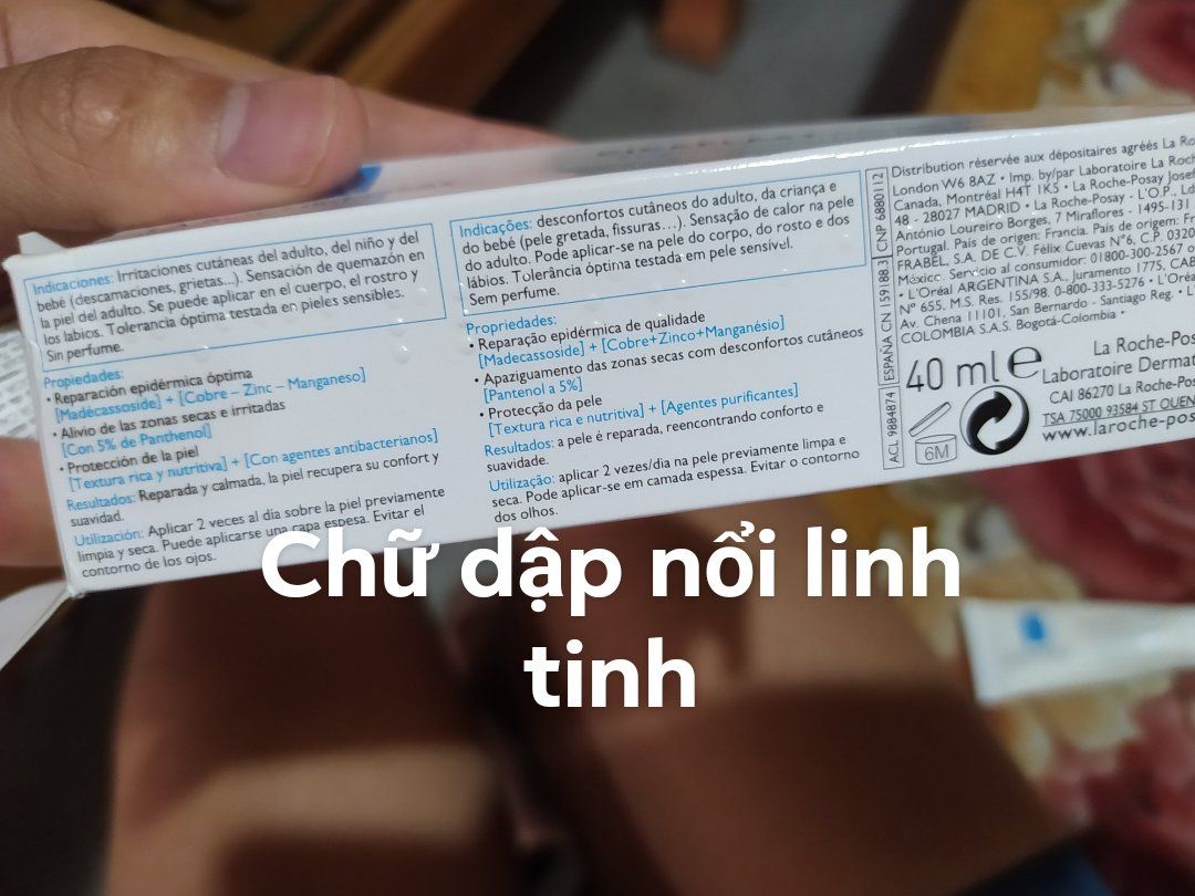 hàng fake.
không tem niêm phong, 
mã số in trên vỏ không trùng với  hộp
id không đúng
màu sắc khác hoàn toàn với bản auth đang dùng.
yêu cầu tiki phạt nhà bán và hoàn tiền ngay lập tức