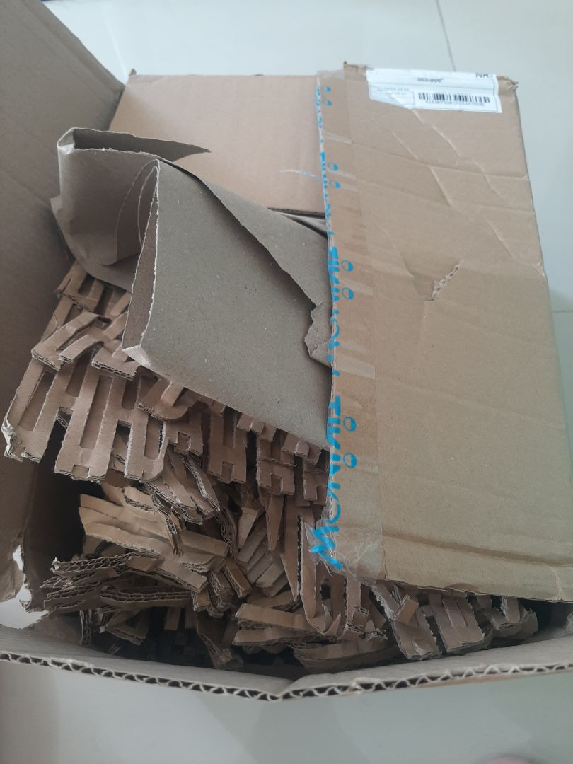 Mình mua vì chai đang dùng sắp hết. Cũng chưa dùng thử ntn nhưng đọc đánh giá thấy ok nên mua thử. Đóng gói thì cẩn thận, chai còn nguyên vẹn không bể.