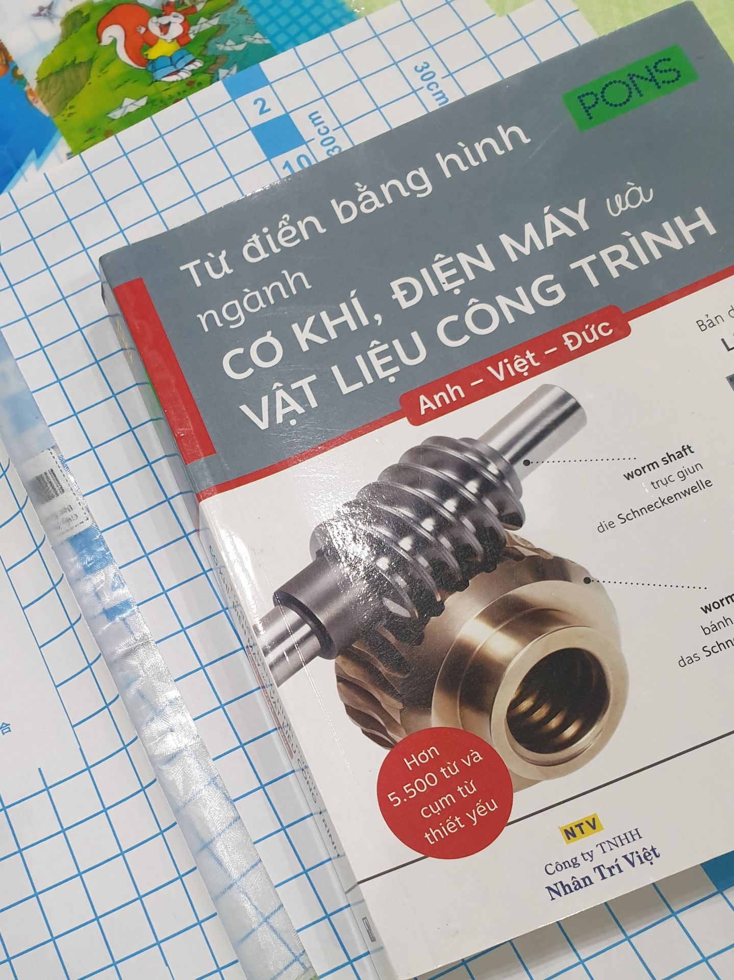 từ điển đẹp, xịn xò, hình ảnh minh họa rõ ràng, màu sắc thực tế, sinh động. Đáng mua.