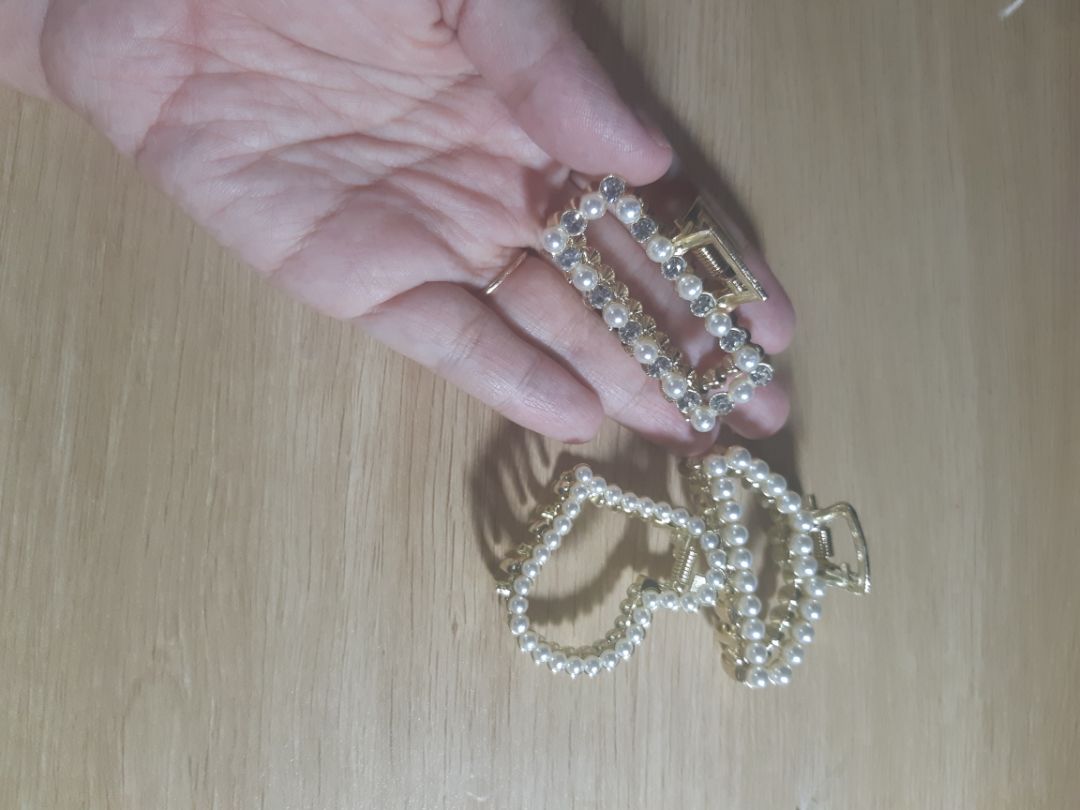 giống hình. chưa sài nhìn nhìn khá chắc chắn. giống hình. chưa sài nhìn nhìn khá chắc chắn.