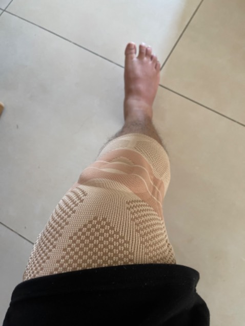 Mình mua 2XL nhưng vẫn còn hơi chật một chút. *** mềm và khá thoải mái. Nhưng chưa biết nên vệ sinh thế nào cho phù hợp.