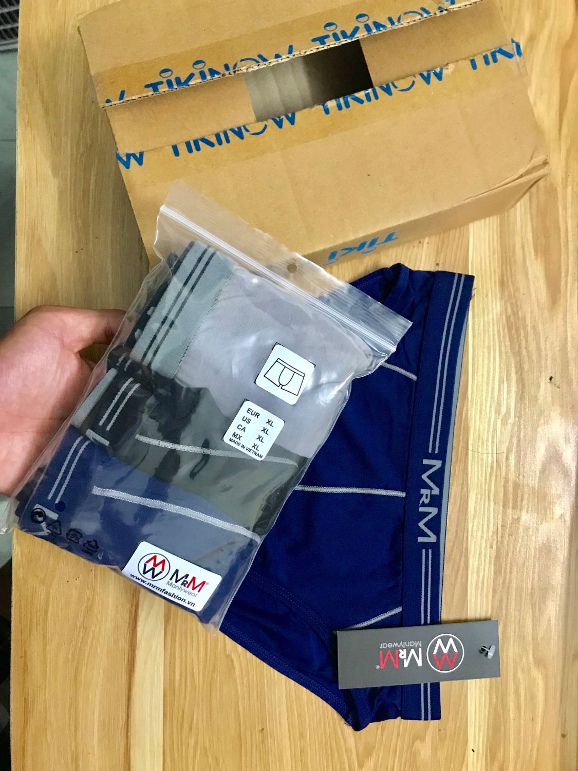 Vừa nhận được quần sịp của tiki, cực kì hài lòng, chất vải co giãn tốt, đường may cẩn thận, rất hài lòng. Mua trên tiki chưa bao giờ làm mình thất vọng, sẽ tiếp tục ủng hộ Shop