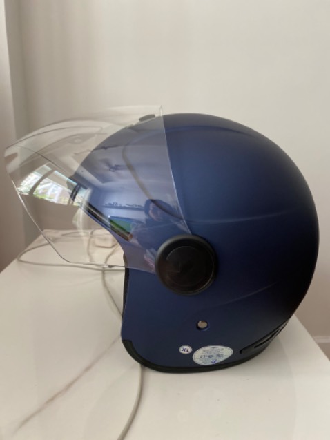 nhẹ, chắc chắn, đáng mua nha