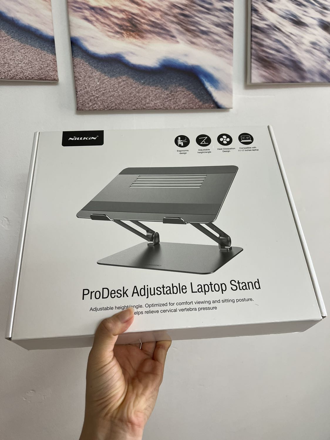 Rất chắc chắn, hơi nặng.