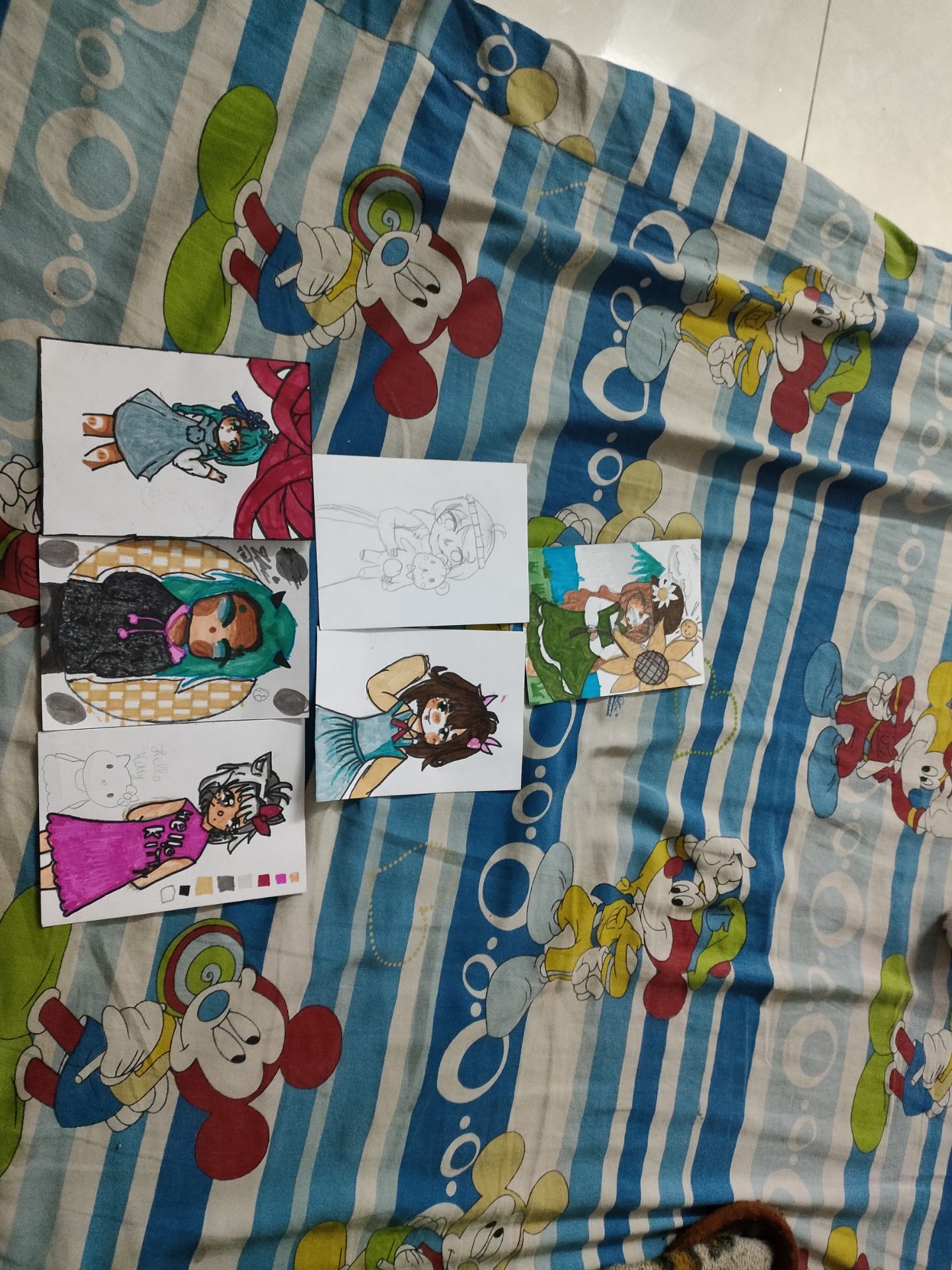 giấy nhỏ hơn mình nghĩ ,nhưng vẽ cũng OK mà :))