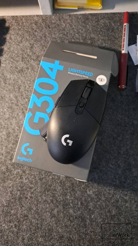 Đặt màu trắng giao màu đen.
Đắt hơn thị trường hơn 100k.
Lại còn tính phí ship. Đặt màu trắng giao màu đen.
Đắt hơn thị trường hơn 100k.
Lại còn tính phí ship.