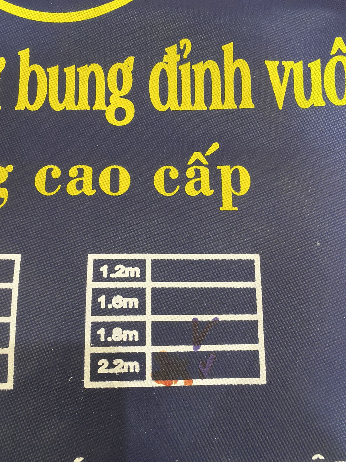 Sản phẩm không đúng mô tả. Ghi là mùng Mộc Miên 1m8x2m hoạ tiết khủng long mà giao mùng Tiến Đạt 2mx2m2 hoạ tiết con hưu rất xấu, yêu cầu đổi đúng sp tôi đã đặt hoặc hoàn tiền lại cho tôi.