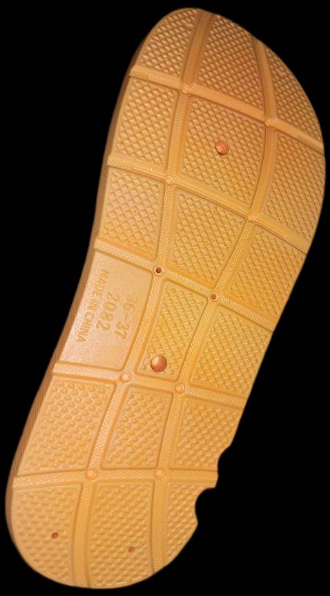 Vừa khít chân. Chống trượt rất tốt.