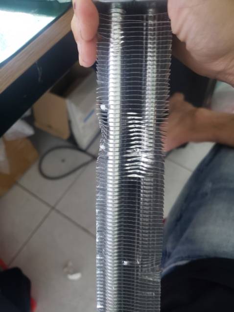 Shop gói hàng không cẩn thận mớp méo biến dạng sản phẩm