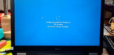 Giao hàng nhanh. Giá sách hợp lý