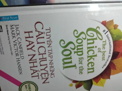 Sách có nhiều câu chuyện khác nhau làm phong phú thêm vốn từ trau dồi tiếng Anh. Rất hài lòng.