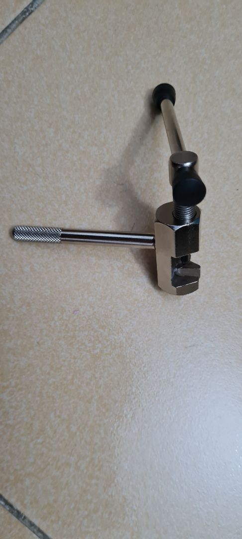 chất liệu của sản phẩm yếu 
 dễ bị bể