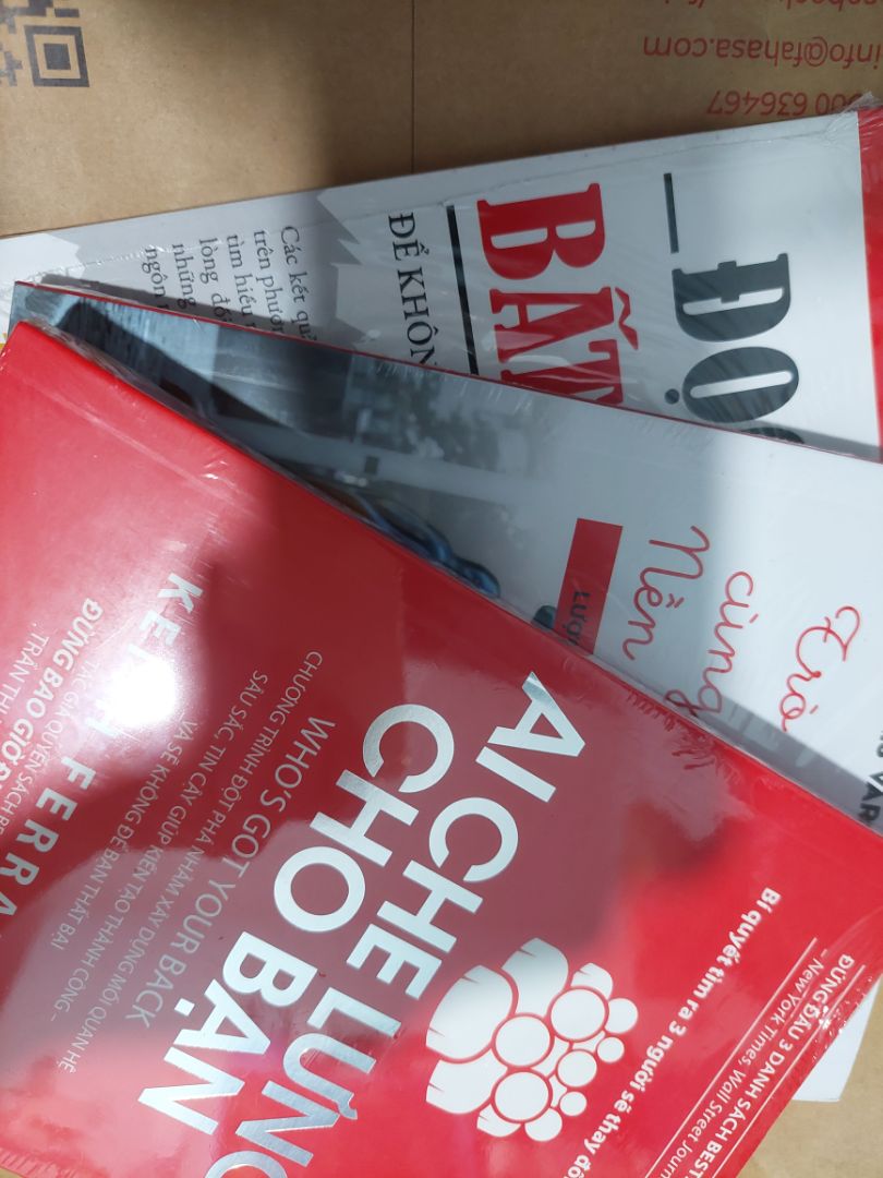 giao nhanh. sách thì ok quá gòi còn nguyên seal 10d