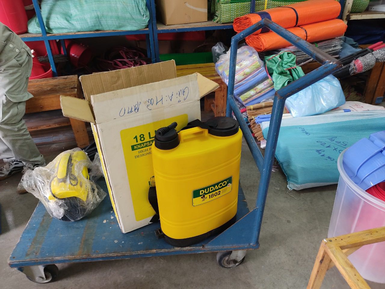 Không có cần để phun sao shop?