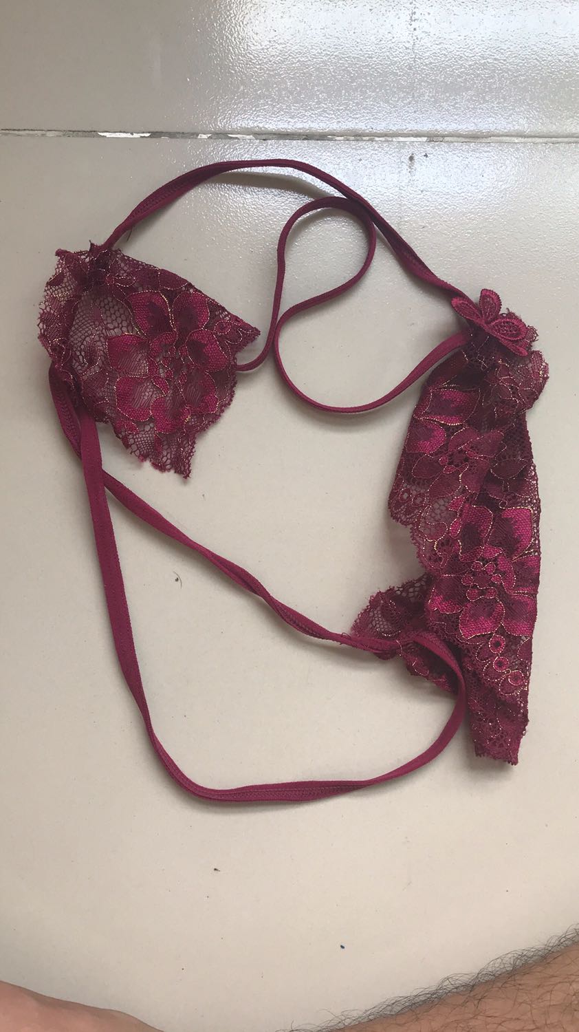 Hàng ko giống với hình ảnh. Chất lượng sản phẩm tệ.