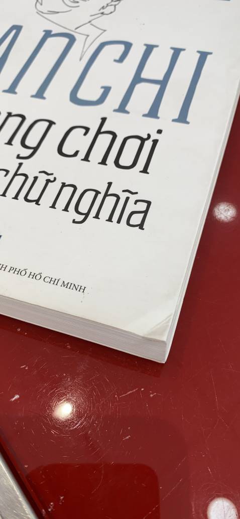 Mua hàng ở Tiki lần này thật sự thất vọng, sách cũ, bị nhăn góc và dính bẩn ở bìa và gáy sách. Đối với mình thì sách có giá trị về cả nội dung lẫn hình thức, sách mình đọc xong vẫn giữ gìn cẩn thận để tiếp tục chuyền tay cho người khác hay các tổ chức cộng đồng. Tiki làm mình quá thất vọng