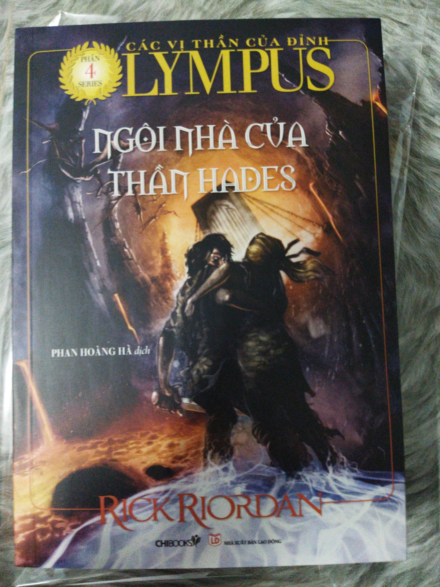 sách đẹp, rất mới, còn nguyên màng bọc, đóng gói kỹ càng, giao hàng nhanh