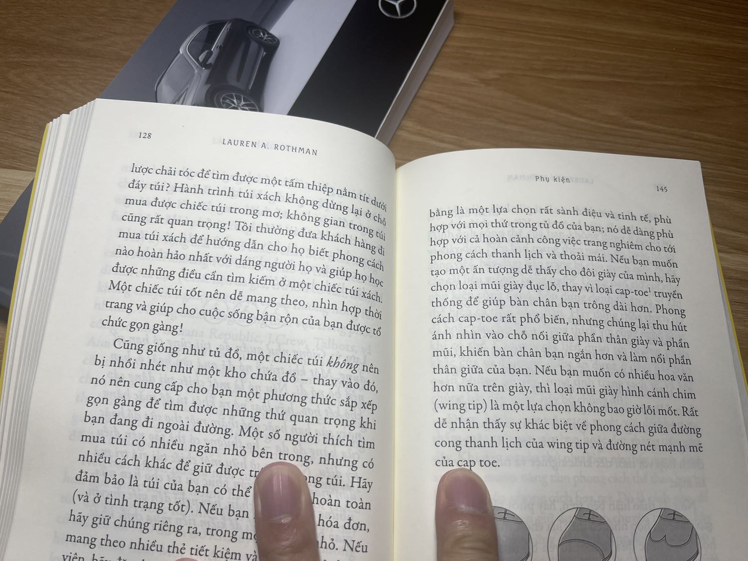 Thực sự là bất ngờ về Tiki và sách! mở sách ra trong đó thiếu hẳn 20 trang luôn! ko rõ sách in lỗi hay là sách lậu