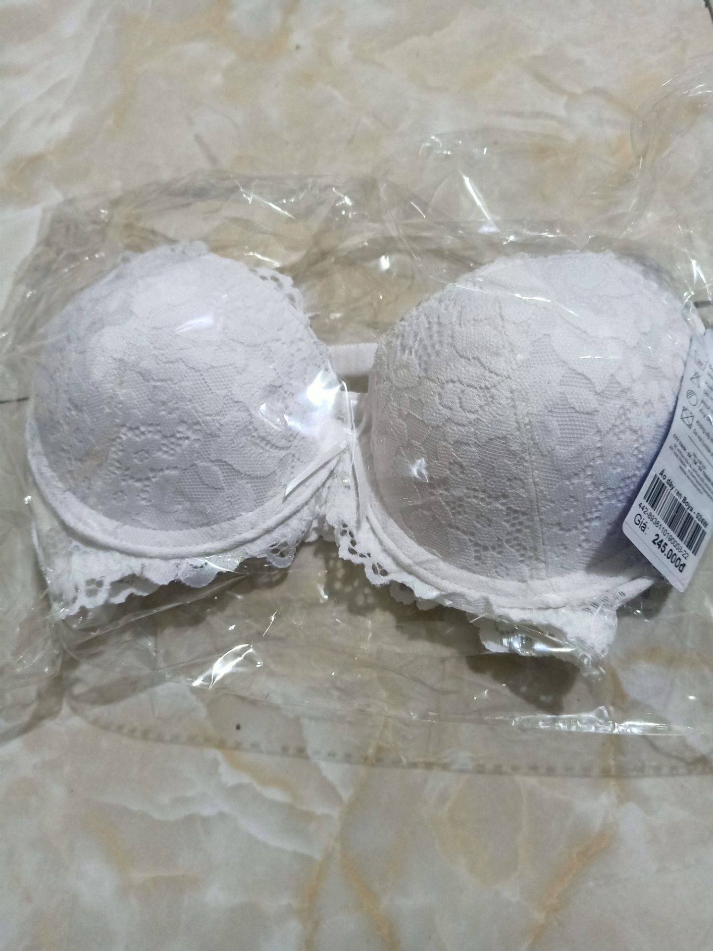 hàng giống,trong ảnh,chất lượng tốt.