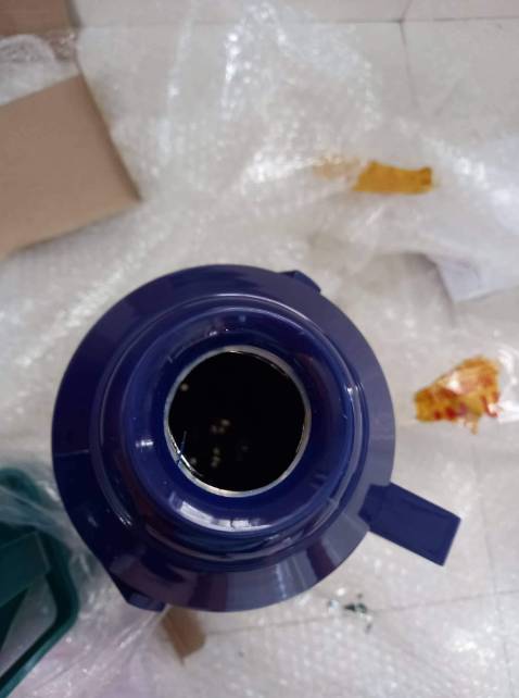 Nhận hàng mới xem thì hàng 1 cái bị vỡ vụn, 1 cái bị rạng nên chưa dùng được. Tuy nhiên mình liên lạc Tiki thì đã đc xử lí nhanh là đổi mới. Giờ vẫn đang chờ hàng về lại lần 2 xem. Đánh giá khâu xử lí sự cố hậu mãi của tiki khá tốt, nhanh gọn.