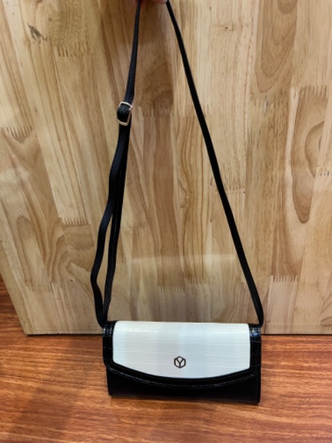 Thiệt mua biết bao nhiêu đồ của shop rồi mà vẫn ưng nha bà kiểu bị mê bị ghiền luôn í xinh cực mà dùng tiện nữa cảm ơn shop nhiều nhé🩷