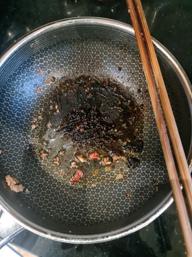 Đề nghị hãng sx có bảo hành chảo không. Chống dích mà thế này