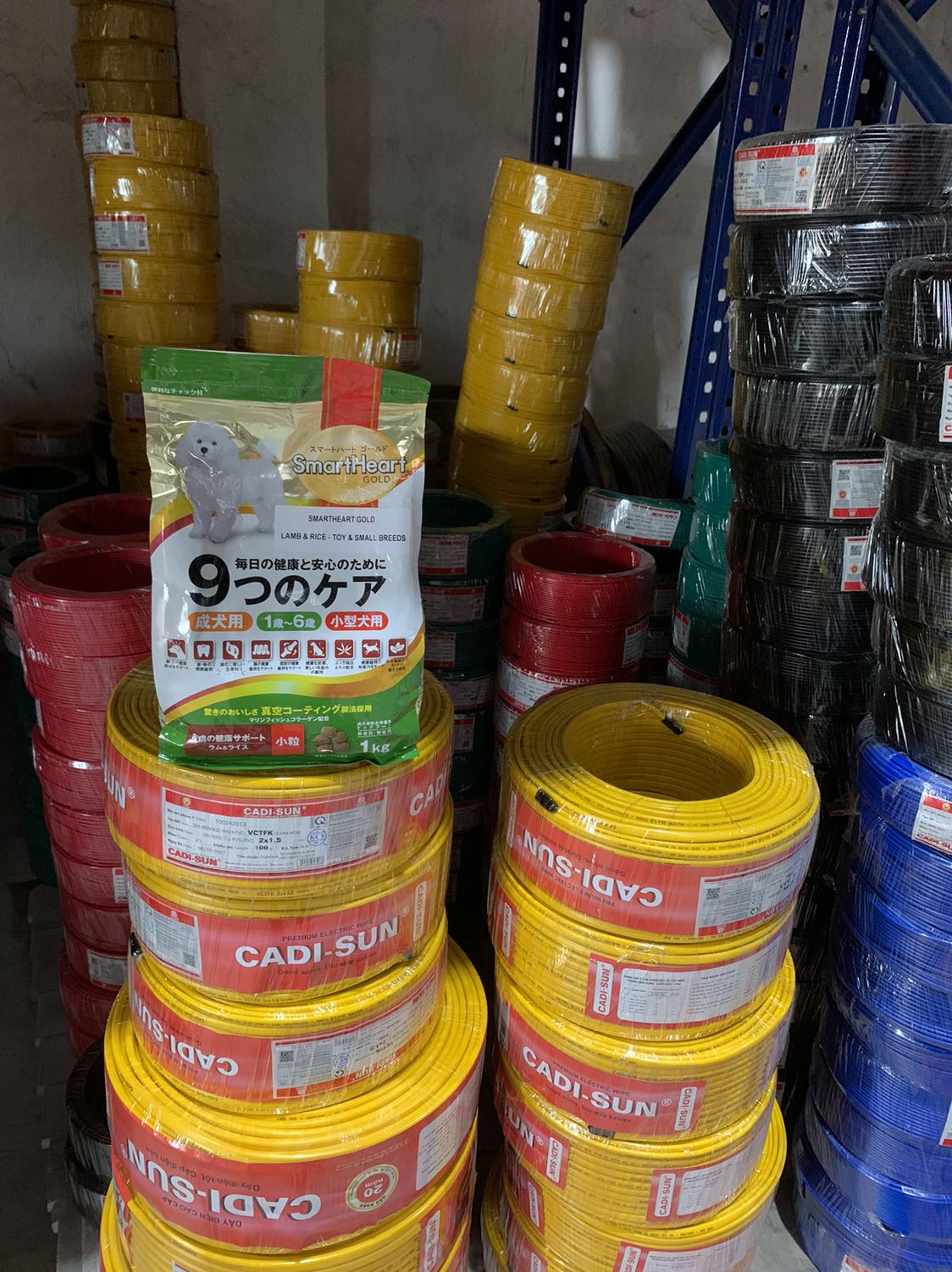 Công ty chúng tôi chuyên phân phối dây, cáp điện chính hãng từ các nhà sản xuất lớn tại Việt Nam.
Với tiêu chí đưa giá tốt nhất tới khách hàng và phục vụ giao hàng nhanh nhất tới quý khách.
Lúc nào trong kho cũng sẵn hàng để phục vụ quý khách.
Liên hệ: ***
https://shopee.vn/hah.jsc?smtt=0.0.9