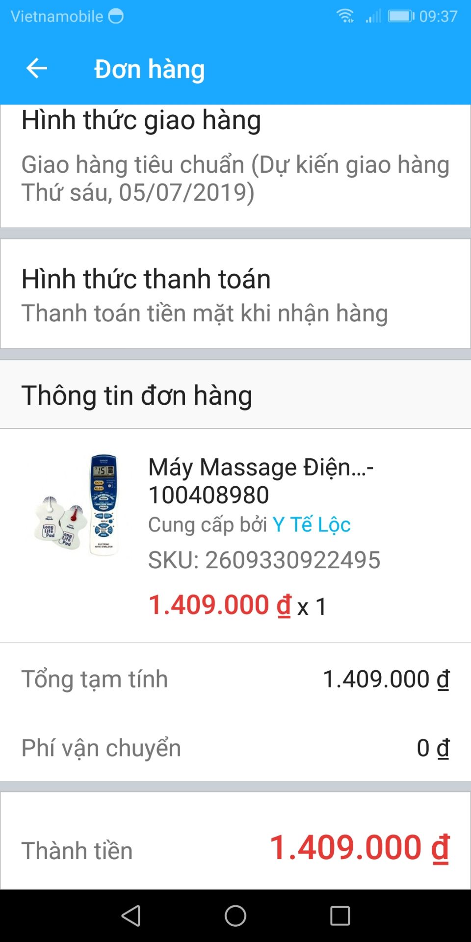 Chào các bạn, ai đang có ý định mua sản phẩm máy massage hoặc có ý định mua hàng ở Tiki thì nên suy nghĩ lại về việc bảo hành. Mình gửi máy bảo hành đã 3 tuần rồi mà không nhận được bất kì hồi âm nào từ tiki ( trong khi ban đầu họ hứa sẽ bảo hành từ 1 - 2 tuần). Sáng nay mình gọi lại thì đổ lỗi cho nhà cung cấp. Mình là khách hàng 5 năm của tiki, có thể mình mua không nhiều nhưng mỗi khi mua hàng mình đều nghĩ đến tiki và học là sự lựa chọn đầu tiên của mình. Mình mua hàng vì uy tín của tiki nhưng khi bảo hành họ lại đỗ lỗi cho nhà cung cấp, xin thưa mình không biết nhà cung cấp là ai, mình chỉ biết tiki thôi. Lúc họ mua thì nhận tiền rất vui vẻ và nhanh chóng, lúc phát sinh những vấn đề thì giải quyết chậm chạp lề mề. Tiki ơi nếu các bạn muốn xây dựng hình ảnh chuyên nghiệp thì xin dừng lại, đừng *** gạt những khách hàng luôn tin tưởng vào cái vẻ chuyên nghiệp của các bạn. Nhân tiện xin nói luôn, mình mua sản phẩm này là món quà sinh nhật dành cho mẹ của mình, những thứ tốt đẹp nhất của tình cảm gia đình mình cũng "giao phó" cho Tiki. Mình xin được xóa app Tiki vì đây là trải nghiệm tồi tệ nhất trong 5 năm qua