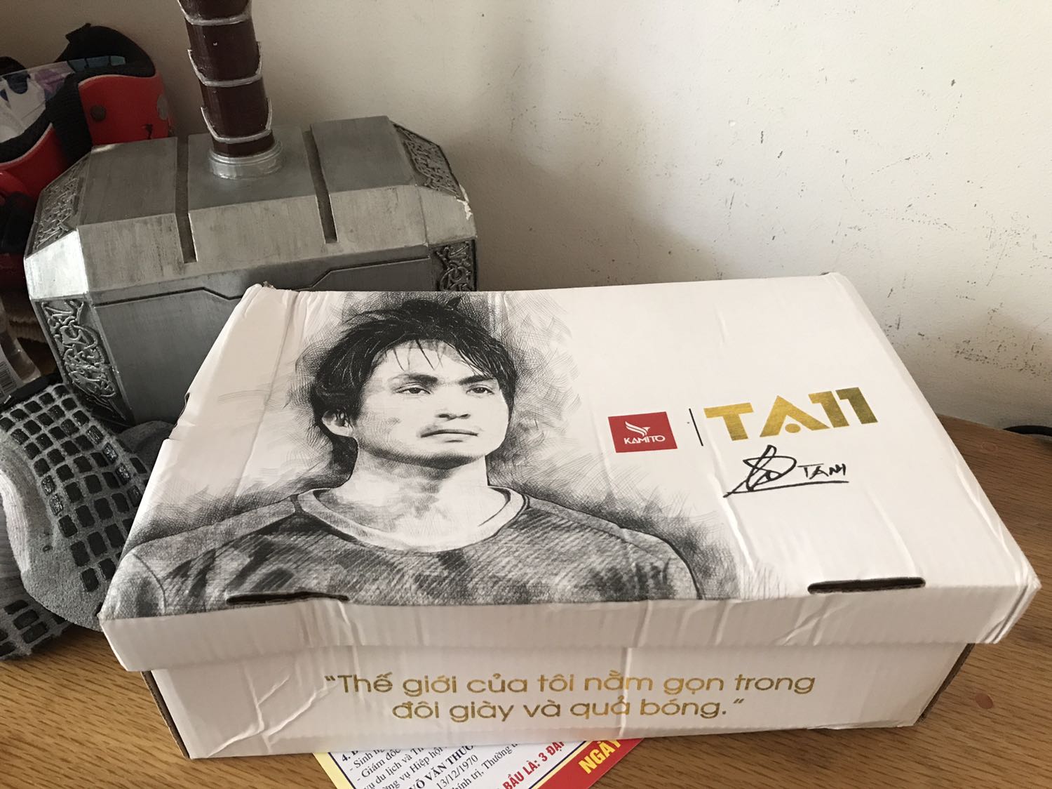 Giày đẹp, cảm giác trên chân tốt, hài lòng.