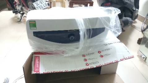 Giao hàng siêu nhanh. Model cũ, 1 đèn báo đang đun nhưng ko quan trọng. Chưa dùng nên chưa đánh giá chất lượng đc.