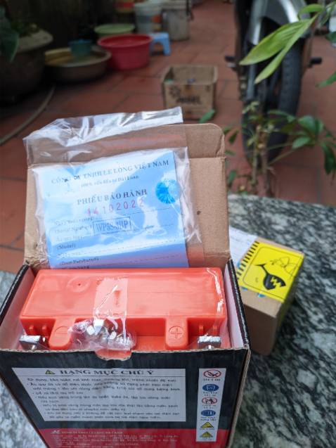 Tôi vừa thay xong bình ắc qui xong. Tuyệt vời. Cảm ơn shop. Chúc shop luôn đắt hàng.