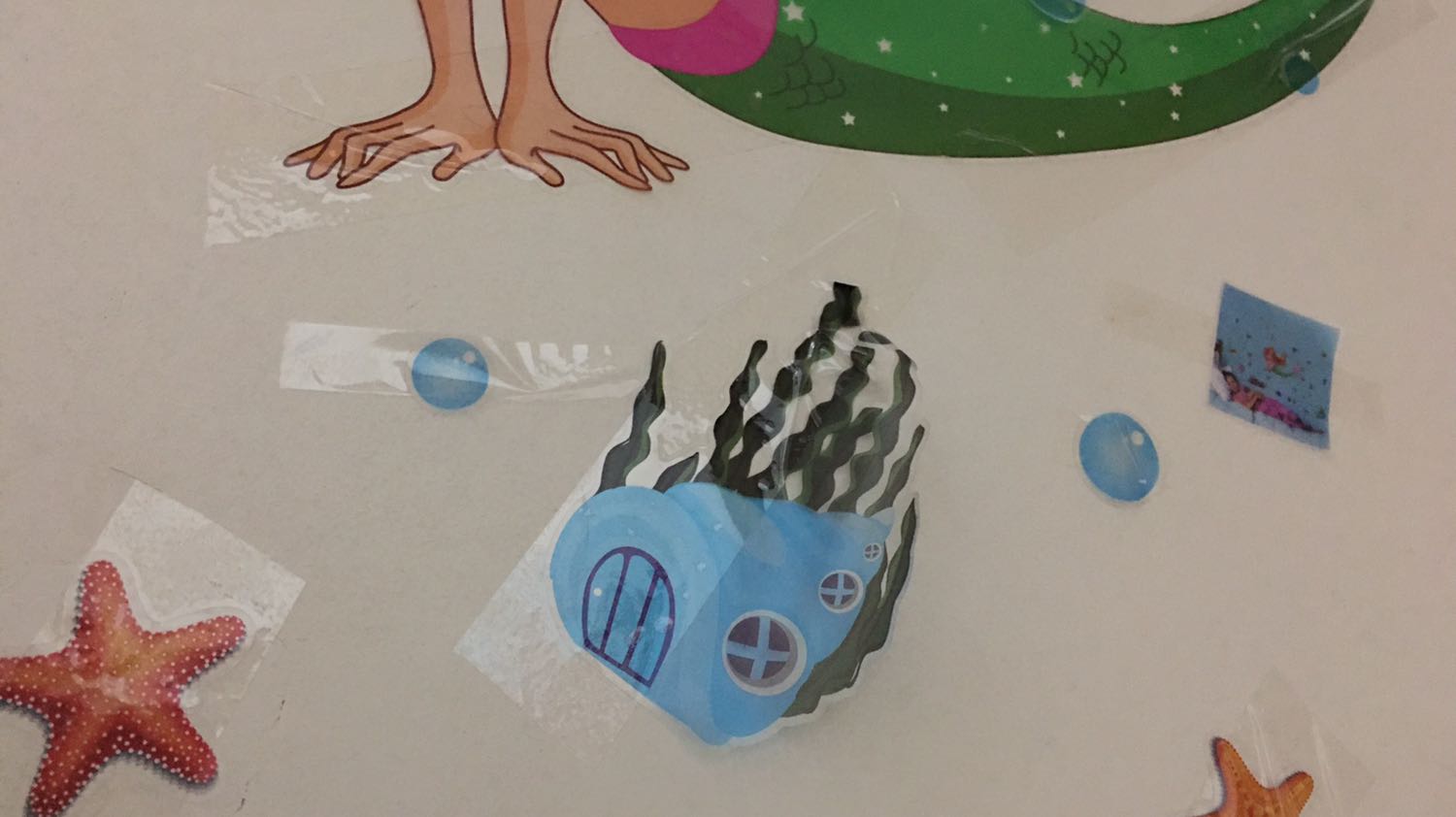 Keo dán len bi rớt ,ko có bám