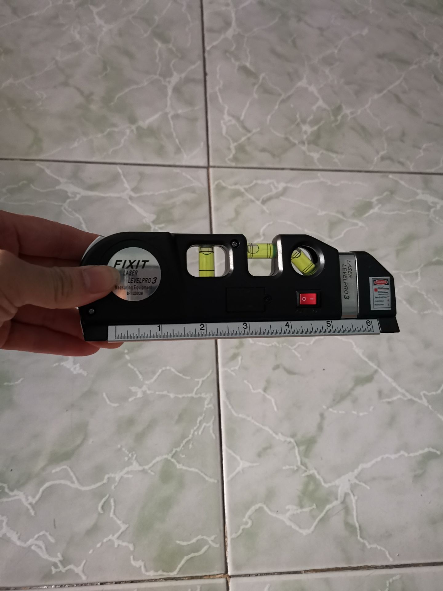 Hàng nhỏ gọn, tiện lợi cho đo và lấy mặt bằng