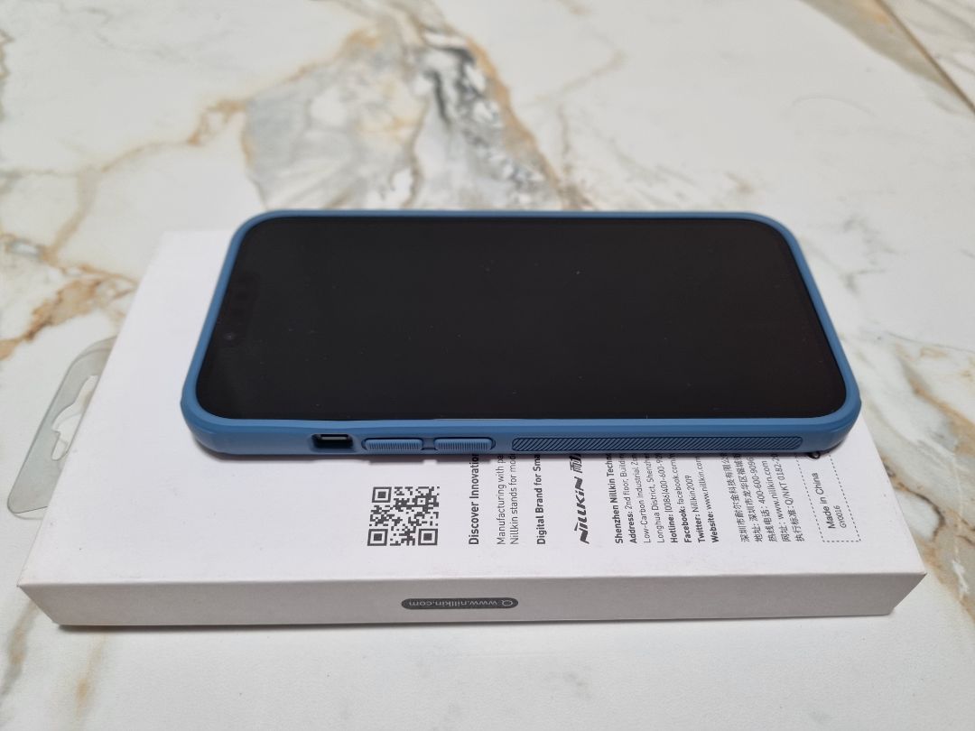 Hàng chuẩn - đẹp - cầm thích tay - Fit tốt với iP13.
Chỉ tiếc là còn màu blue thôi. Hàng chuẩn - đẹp - cầm thích tay - Fit tốt với iP13.
Chỉ tiếc là còn màu blue thôi.