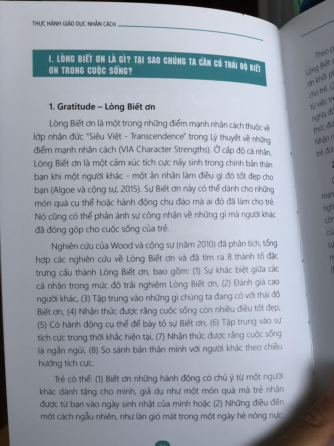 Mình theo dõi *** của 1 trong 3 tác giả là Nguyễn Minh Thành một thời gian khá lâu. Bạn ấy có nhiều chia sẻ rất hay và hữu ích. Cuốn sách in màu trên nền giấy đẹp thể hiện rõ sự chỉn chu của các tác giả. Cuốn sách cần thiết cho mình ở thời điểm này. 
Cảm ơn Tiki đã bọc sách rất đẹp ?