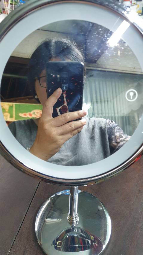 Kiếng trong,rõ,đẹp.nhìn xịn xò...đúng là tiền nào của nấy.kiếng này chưng chỗ nào cũng đẹp.nên mua kiếng này xài nhe mọi ng