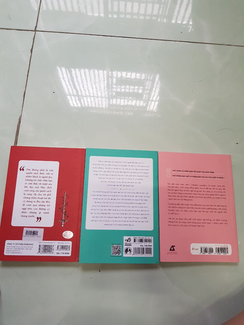 ok sách giao thẳng , mới.
Mình thấy mọi người review nhiều nên đang giảm giá mình mua về đọc luôn.