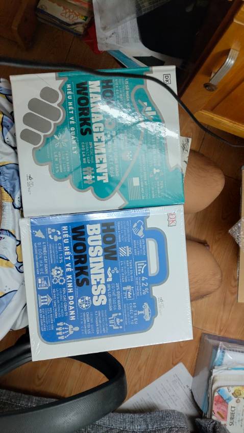 Tiki giao lúc nào cũng nhanh, mới đặt hôm nọ mà hnay đã giao rồi, rất là yên tâm mà đóng gói còn cẩn thận